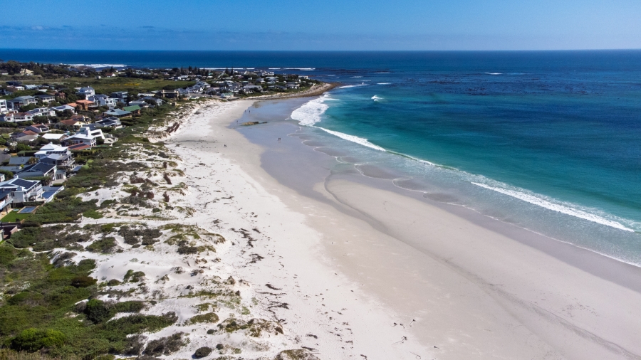 4 Bedroom Property for Sale in Kommetjie Western Cape